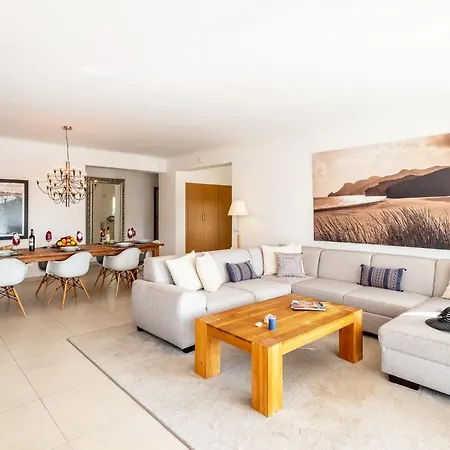 Koster By Algarve Vacation Villa